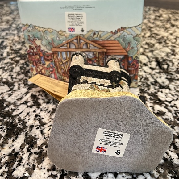 David Winter Cottages Macbeth’s Castle - Picture 5 of 5